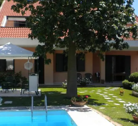 Beatrice Bed & Breakfast Brancaleone Marina